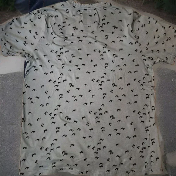 Native Code Mens T-Shirt Large Birds Graphic Both Sides Short Sleeves Blue/Black - Picture 5 of 7